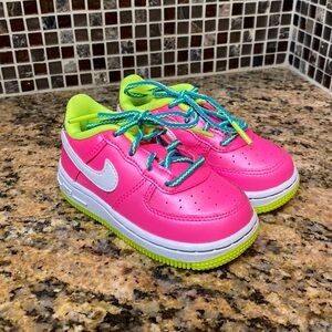 Toddler girls Nike force 1